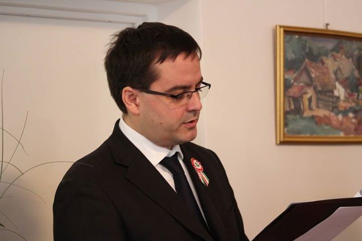 Laudáció Kiss Balázs tolmácsolásában